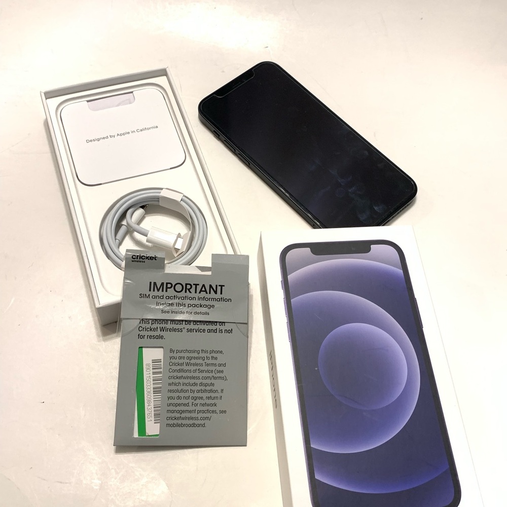 Cricket Wireless Apple iPhone 12 64GB  (Prepaid) - Midnight Bundle 17 Cases